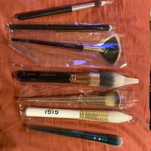makeup brush assortment